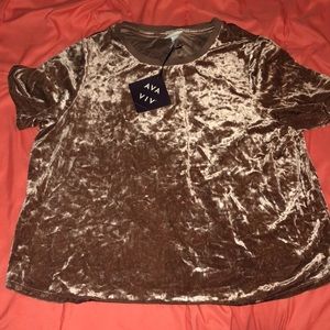 Rose gold velvet top🌺